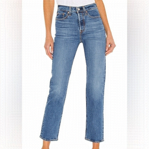 𝅺levi’s wedgie straight jeans in midwash jive sound size 23